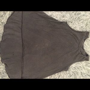 AmuseSociety grey patterned tank